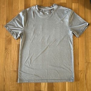 Men’s Under Armoir  dry fit shirt